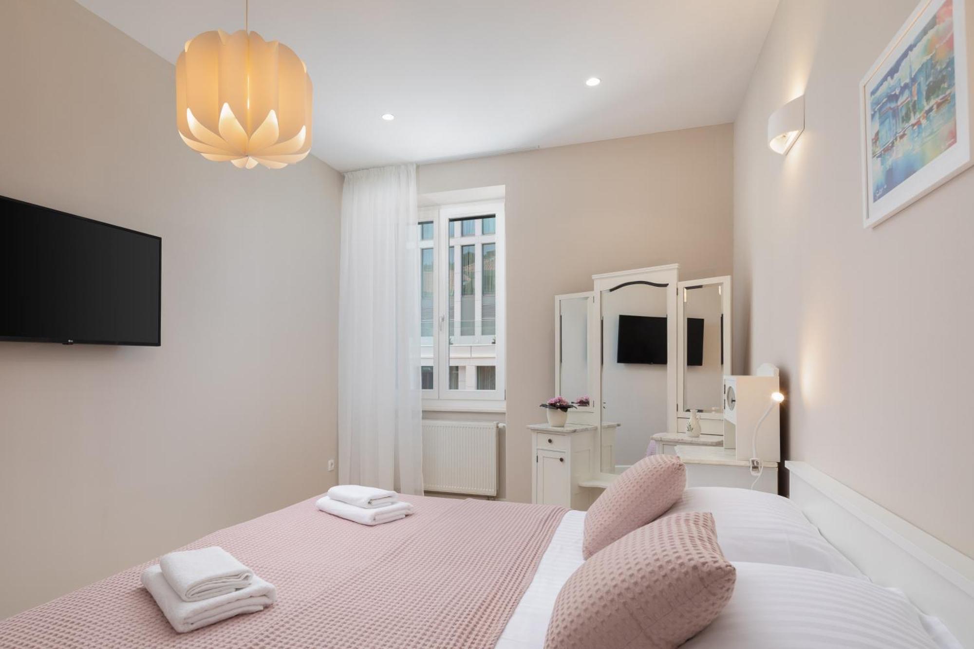 Apartment More Deluxe Сплит Екстериор снимка